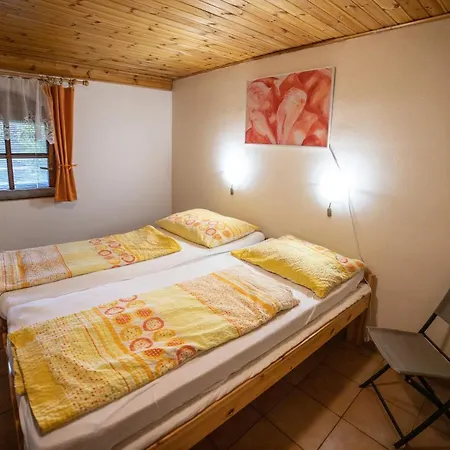 Vinny Sklep U Terezy A Jakuba Moravska Nova Ves Exterior photo