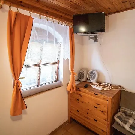 Vinny Sklep U Terezy A Jakuba Moravska Nova Ves Exterior photo