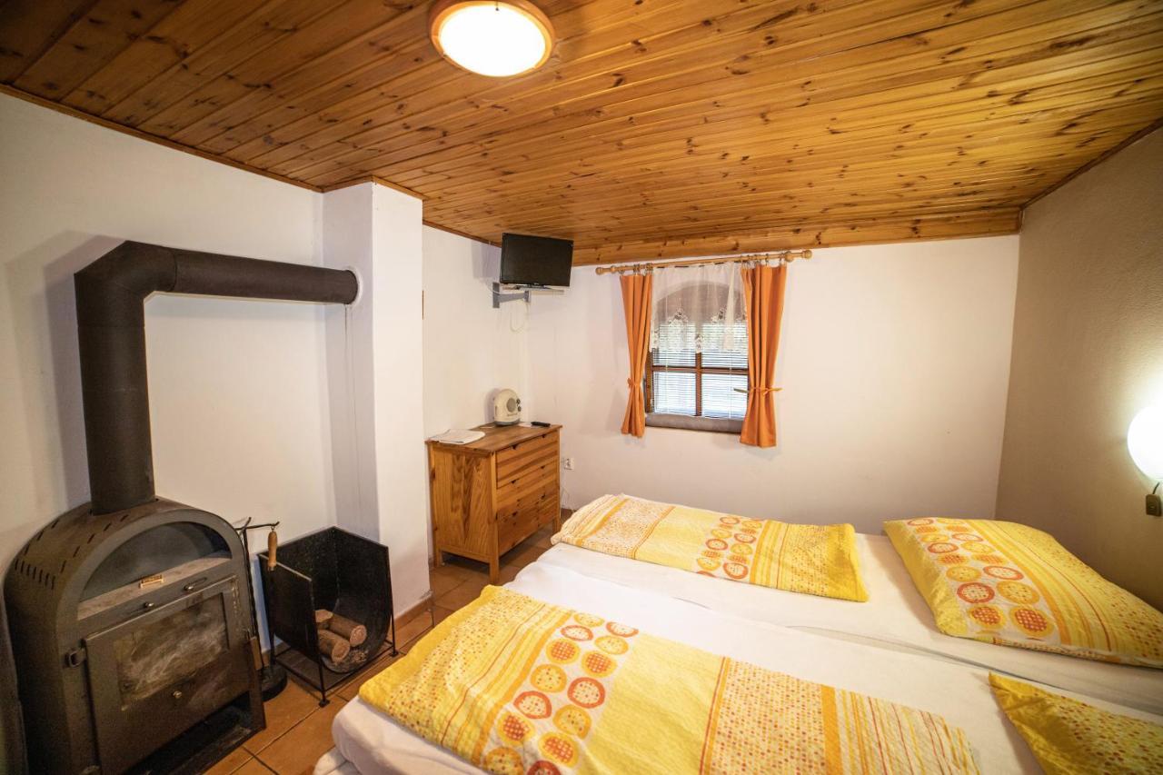 Vinny Sklep U Terezy A Jakuba Apartment